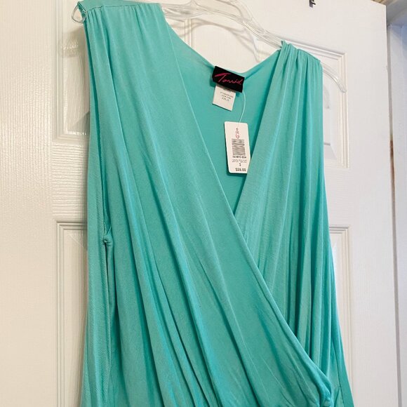 NWT Torrid Soft Drapey Surplice Tunic Tank Size 3 - Picture 2 of 3